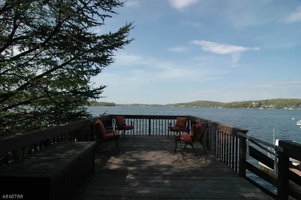 $1,250 | 133 Nolans Point Road, Unit 2, Lake Hopatcong, NJ 07849