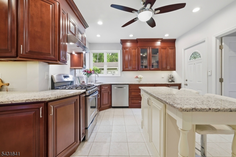 59 Mt Horeb Road Warren, NJ 07059 - Photo 5 of 35