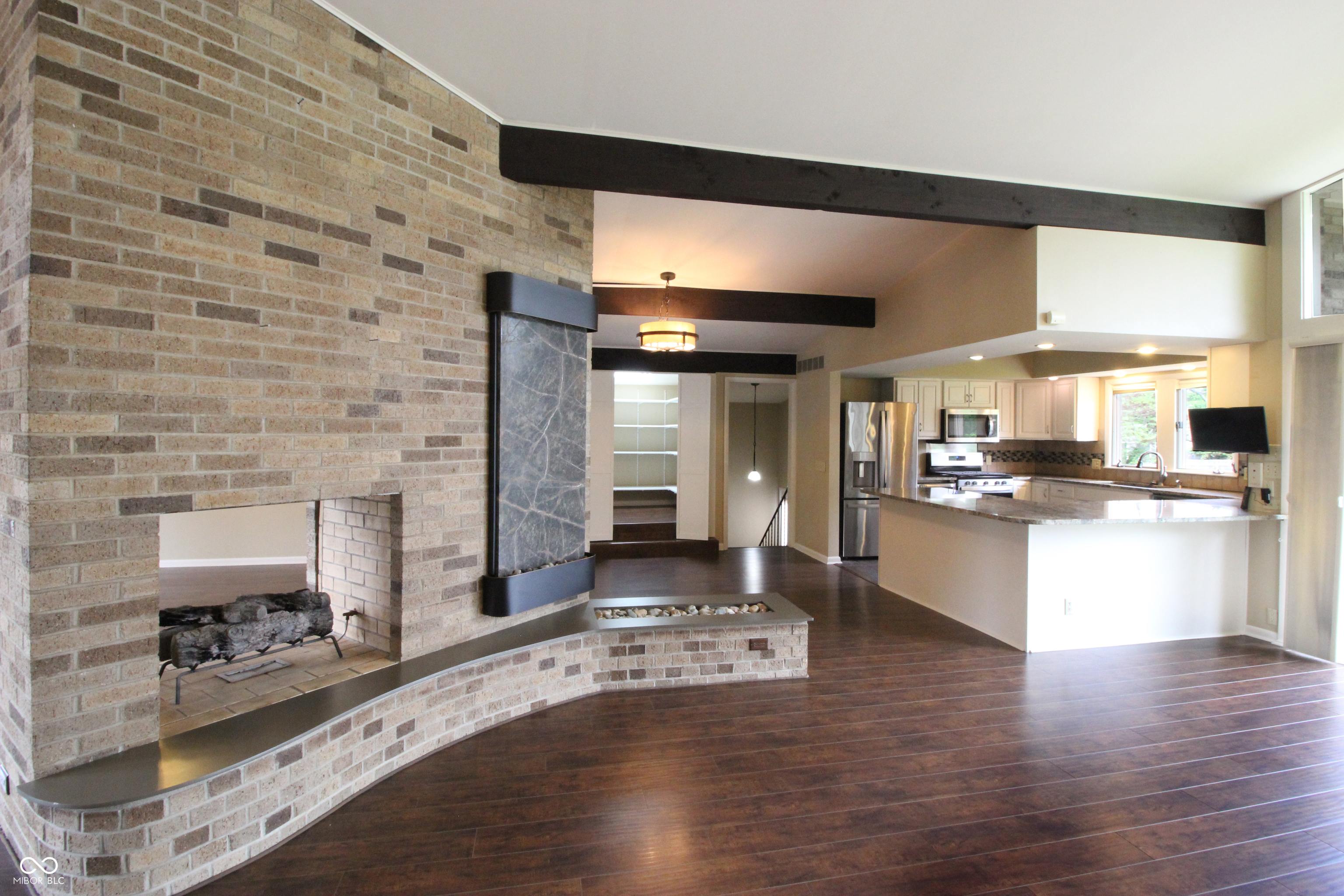 760 27th Street Columbus, IN 47201 - Photo 8 of 30