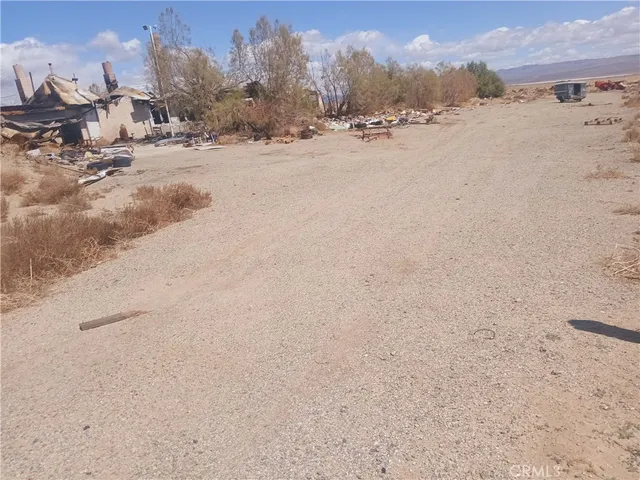 $215,000 | 32292 Neuralia Road, Mojave, CA 93501