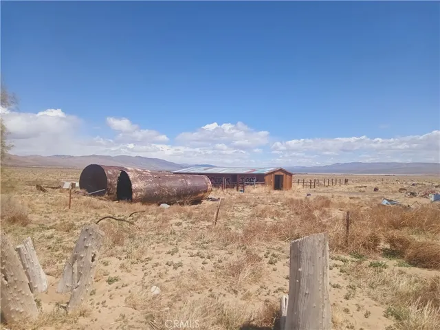 $215,000 | 32292 Neuralia Road, Mojave, CA 93501