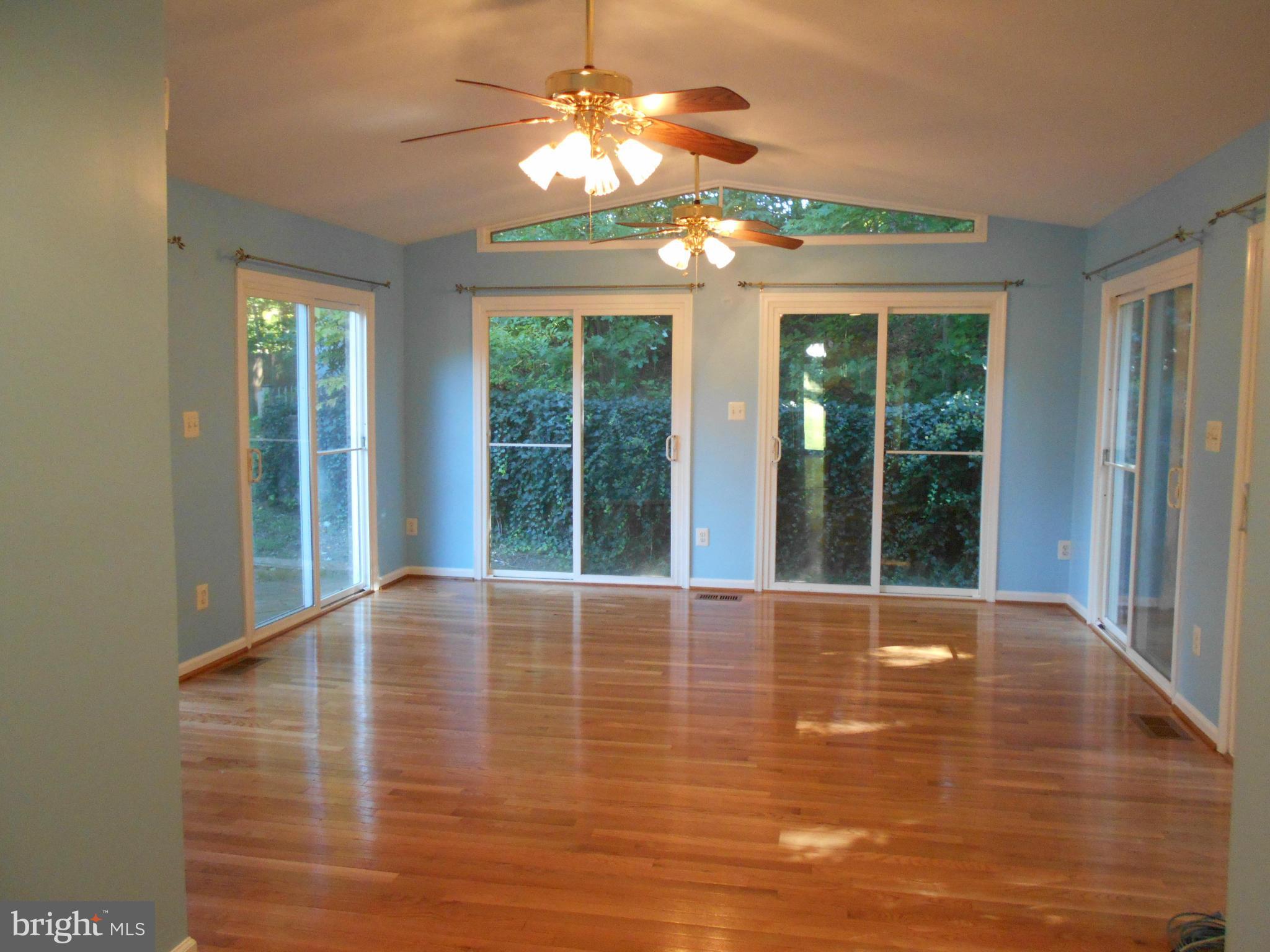 18331 Sharon Road Triangle, VA 22172 - Photo 13 of 30 Sun/Florida Room
