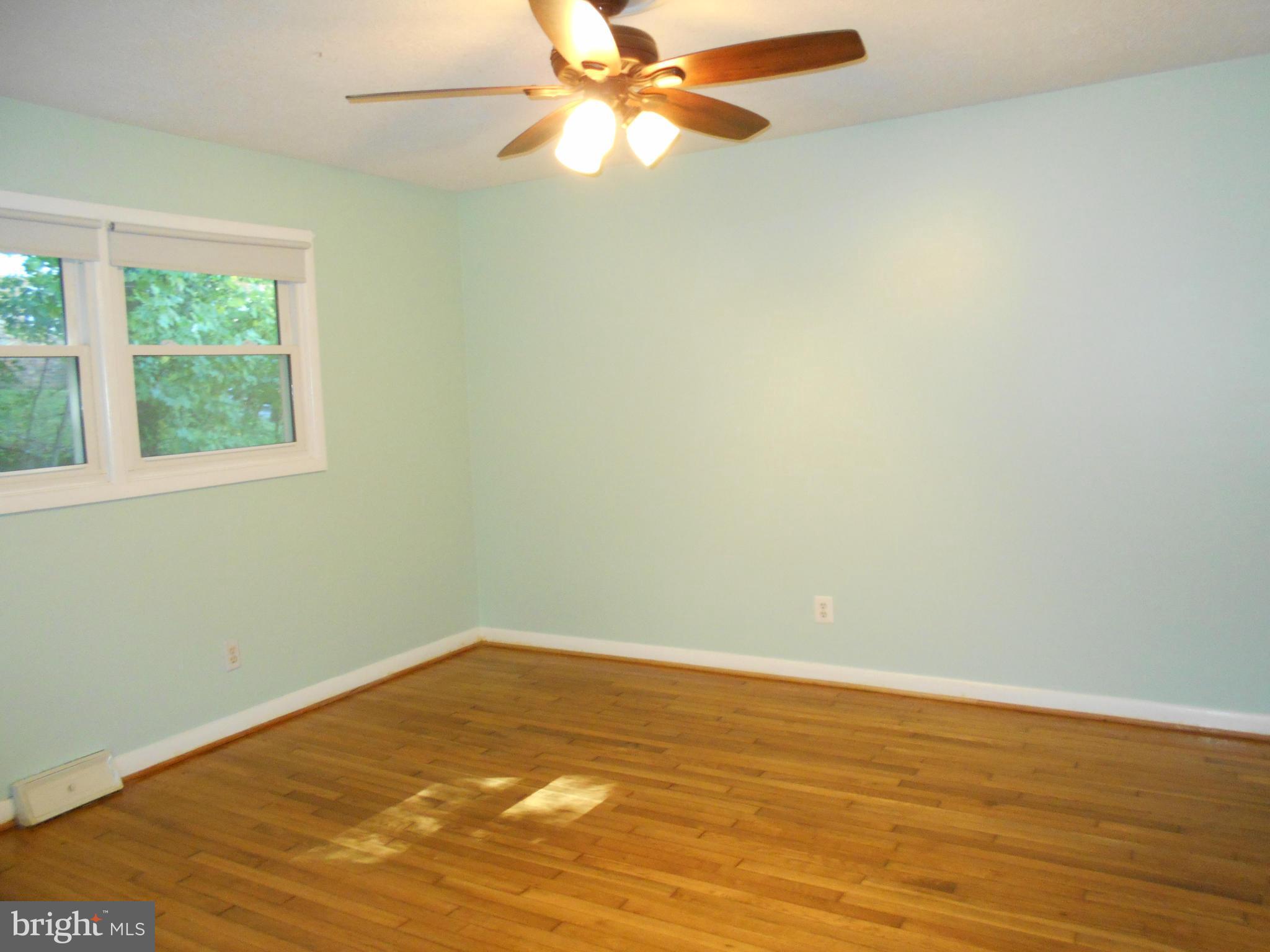 18331 Sharon Road Triangle, VA 22172 - Photo 19 of 30 Bedroom (Master)