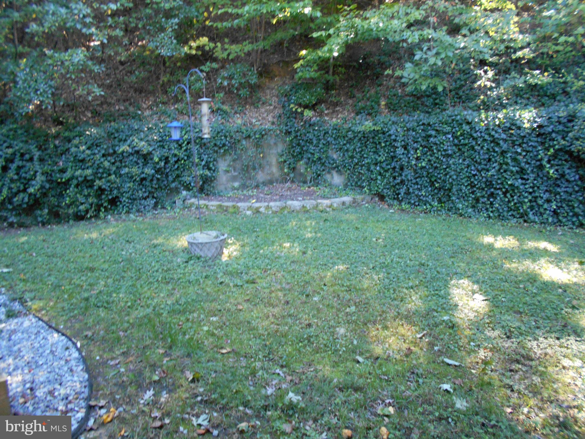18331 Sharon Road Triangle, VA 22172 - Photo 25 of 30 Lots of privacy