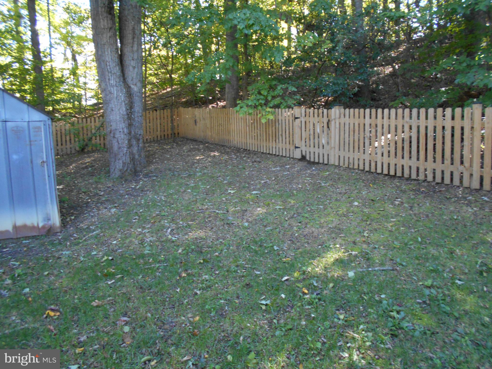 18331 Sharon Road Triangle, VA 22172 - Photo 28 of 30 Big Backyard