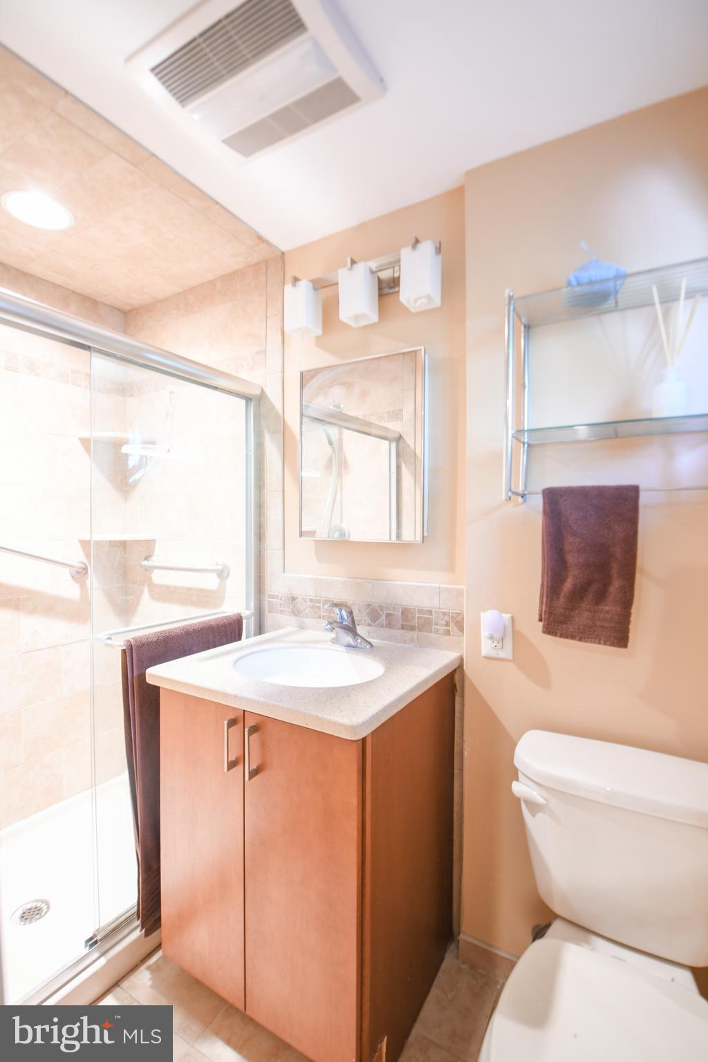 111 Sharrowvale Road Cherry Hill, NJ 08034 - Photo 19 of 27 Primary Full Bath