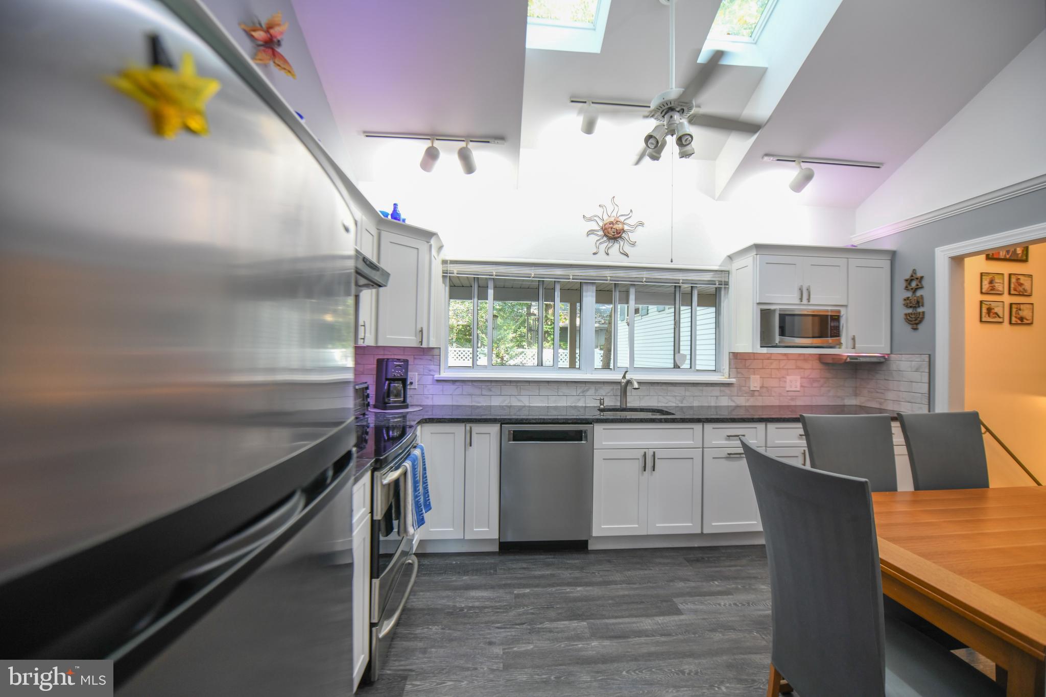 111 Sharrowvale Road Cherry Hill, NJ 08034 - Photo 4 of 27 Kitchen