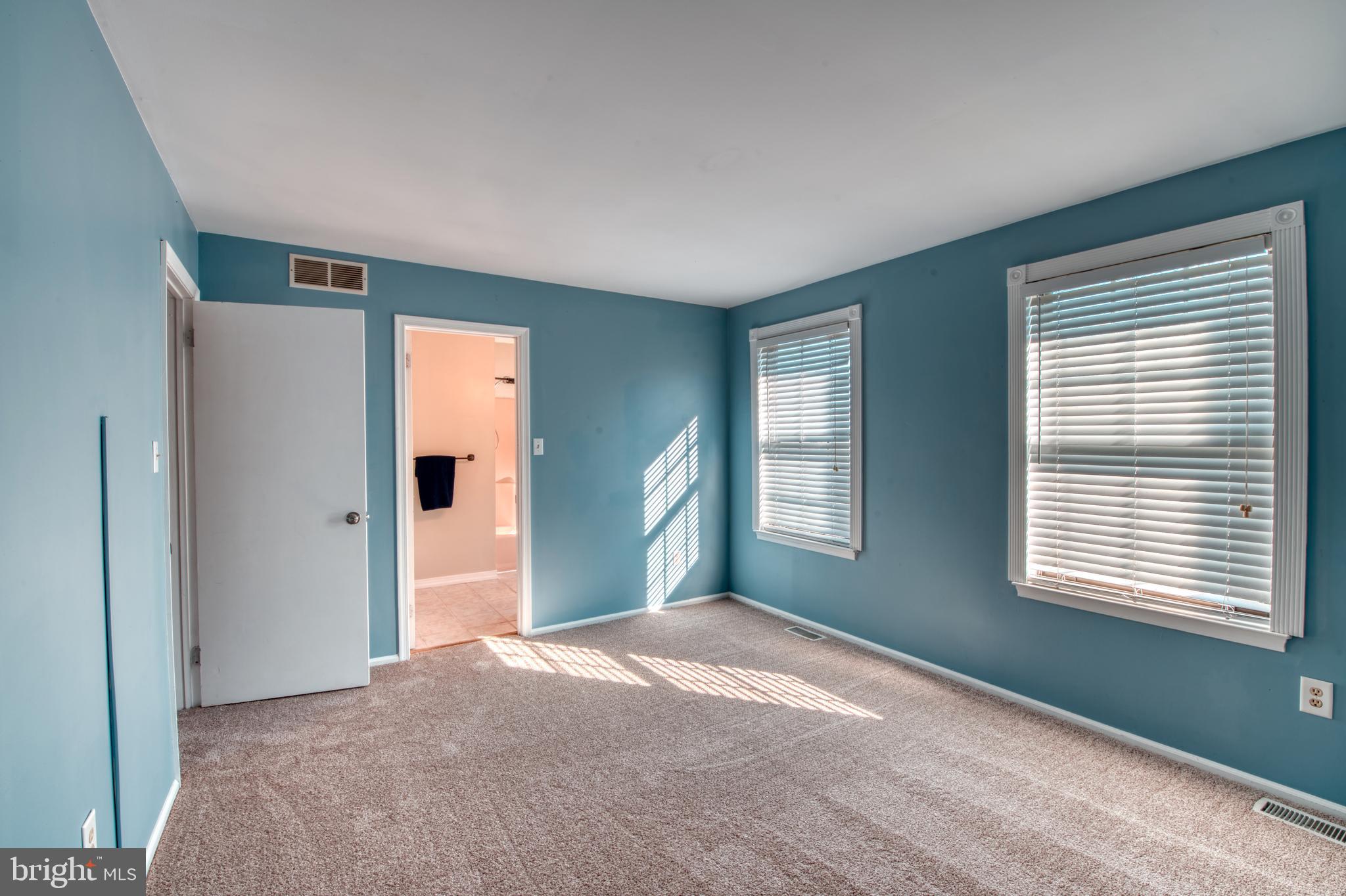 38 Hawthorne Road Sicklerville, NJ 08081 - Photo 22 of 49 Primary Bedroom