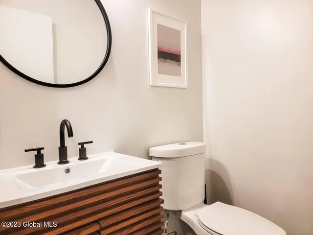 $625,000 | 16 Moggre Road, Shandaken, NY 12416