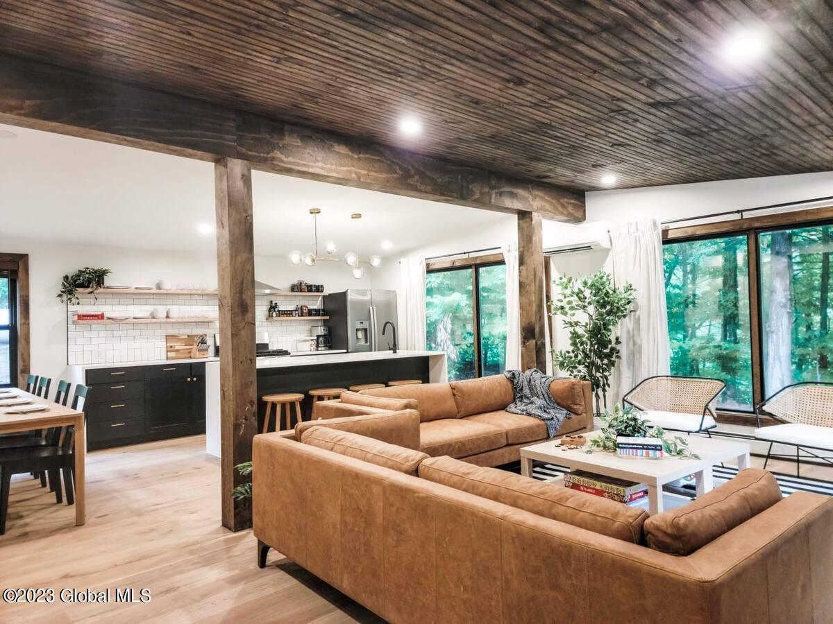 16 Moggre Road Shandaken, NY 12416 - Photo 5 of 21 b66d5bb9-89a4-47e3-ad65-30f7357dfc9d