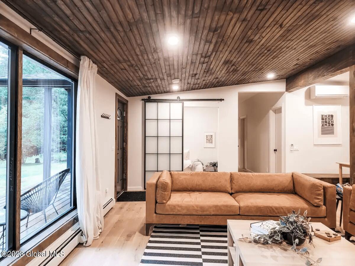 16 Moggre Road Shandaken, NY 12416 - Photo 7 of 21 f09ea320-7f41-4db3-8593-903717a049e6