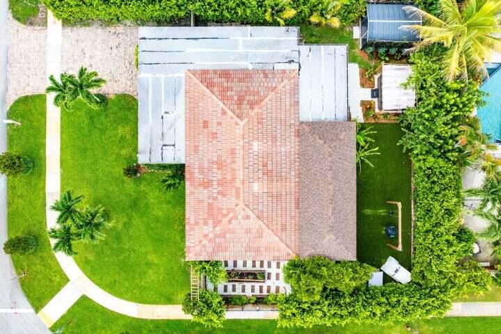 499 Northeast 28th Road Boca Raton, FL 33431 - Photo 51 of 52 a view of a backyard with plants