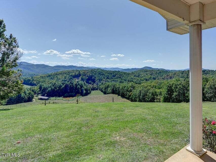 5200 Greene Mountain Road Greeneville, TN 37743 - Photo 2 of 47 5200 -15