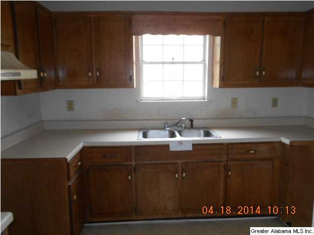 729 Crowne Road Birmingham, AL 35224 - Photo 4 of 10