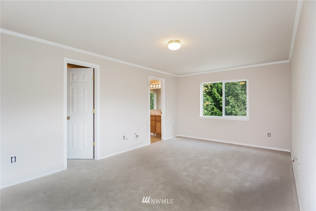 14546 Southeast 188 Way Renton, WA 98058 - Photo 14 of 25 Gallery Image 14