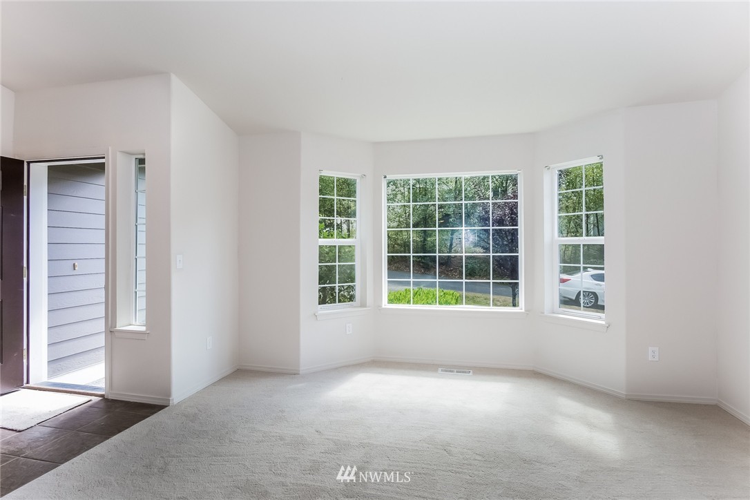 14546 Southeast 188 Way Renton, WA 98058 - Photo 3 of 25 Gallery Image 3