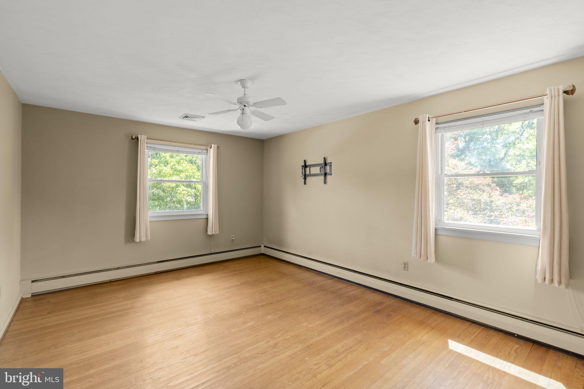 4107 Trowbridge Road York, PA 17402 - Photo 14 of 50 Bright and airy blank canvas room.