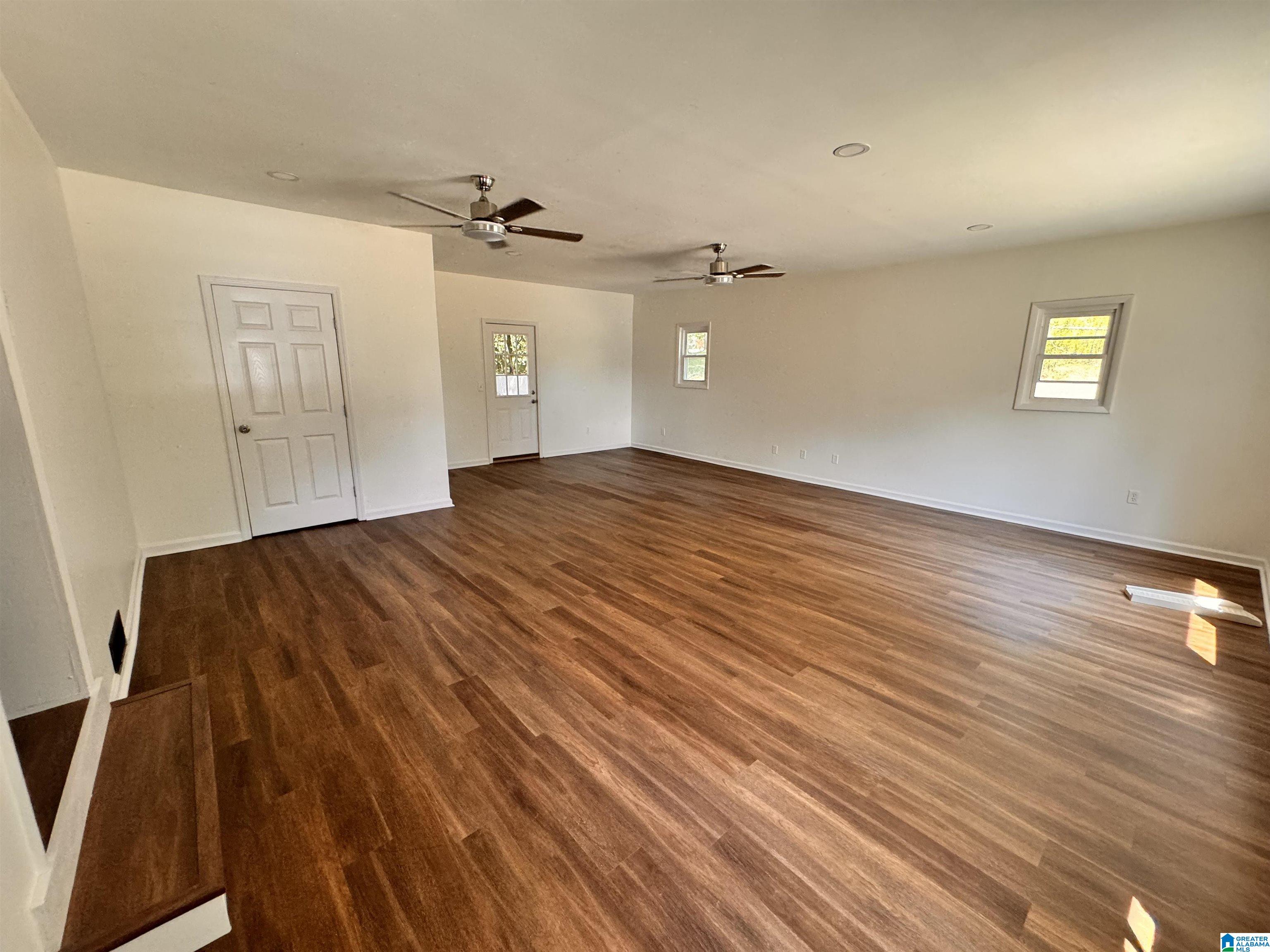 718 Lucas Street Morris, AL 35116 - Photo 2 of 9