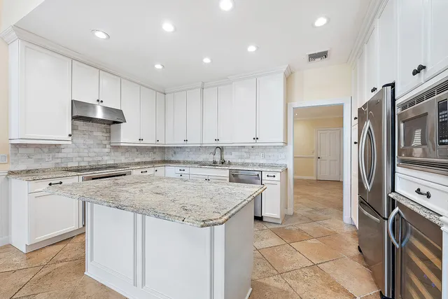 $9,800 | 14354 Cypress Island Circle, Palm Beach Gardens, FL 33410