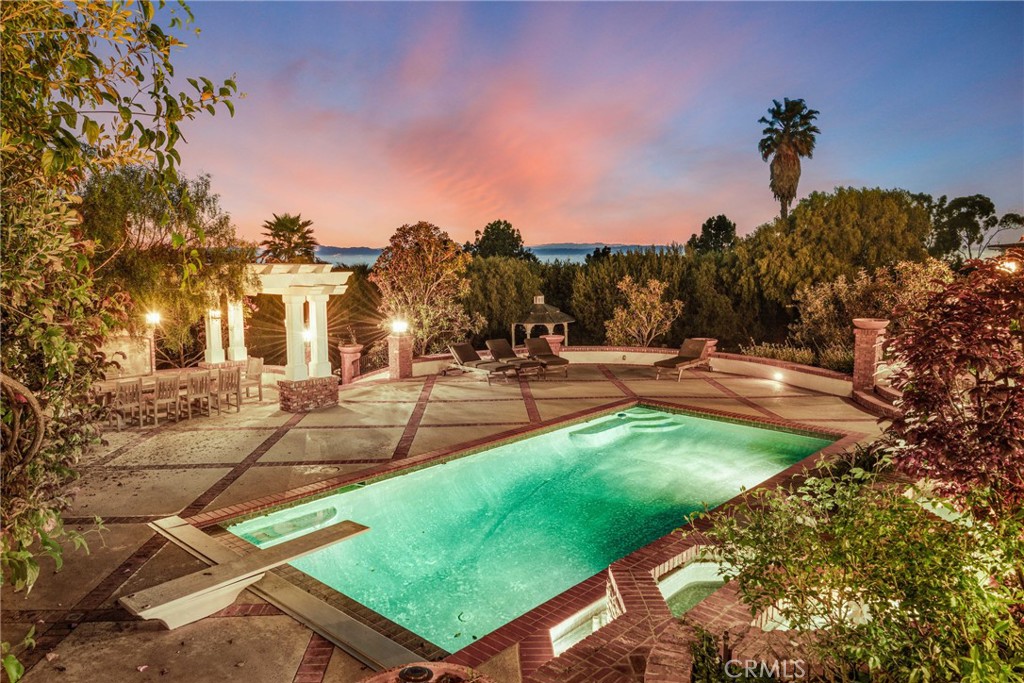 1409 Vía Arco Palos Verdes Estates, CA 90274 - Photo 32 of 34