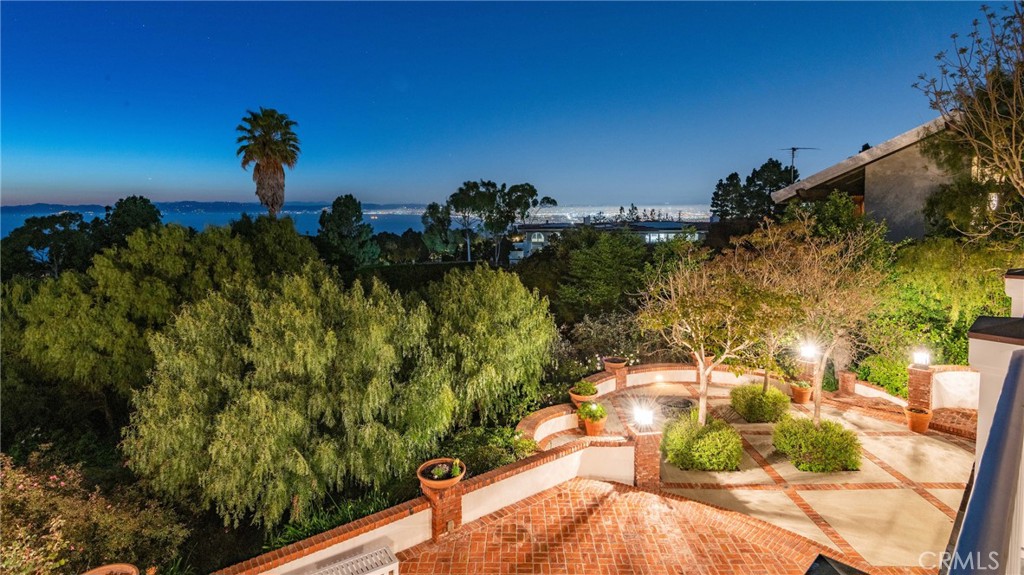 1409 Vía Arco Palos Verdes Estates, CA 90274 - Photo 33 of 34