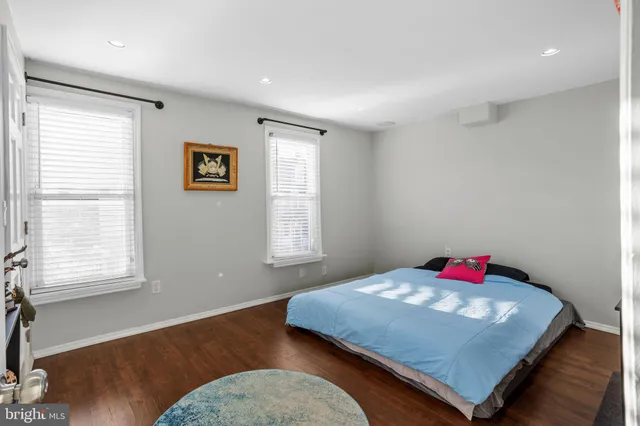 a livingroom with furniture and window