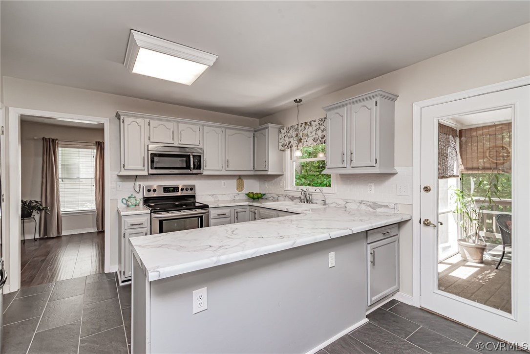 5510 Chatmoss Road Midlothian, VA 23112 - Photo 11 of 40