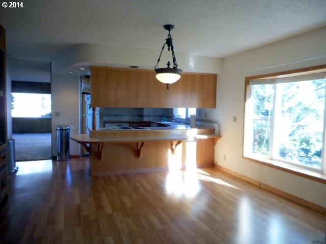 46242 Pocahontas Road Haines, OR 97833 - Photo 8 of 16 Dining Area