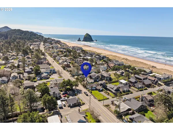 $1,385,000 | 108 West Madison Street, Cannon Beach, OR 97110