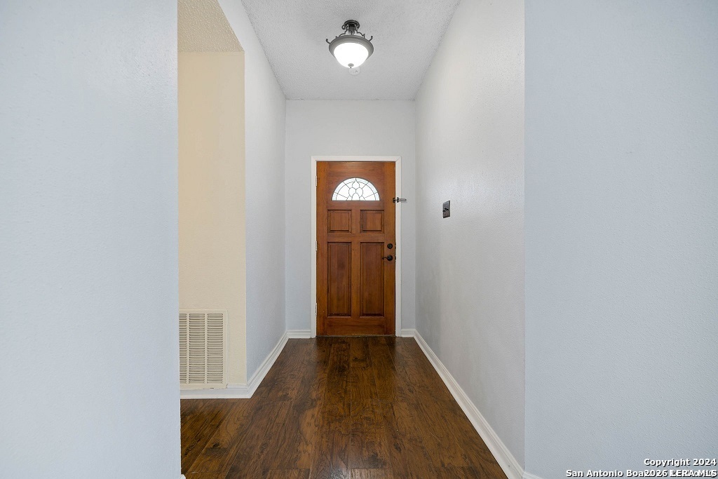 9844 Fortune Ridge Drive Converse, TX 78109 - Photo 4 of 24