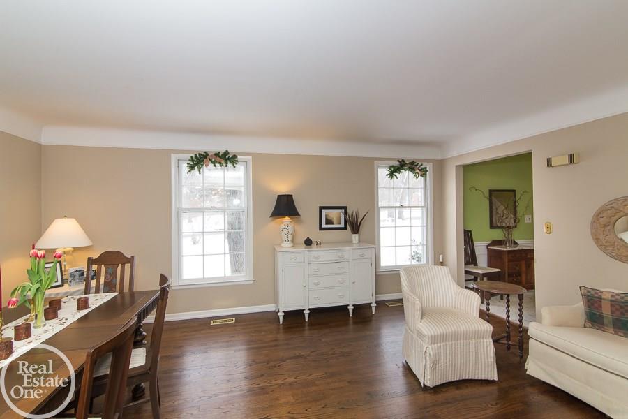 695 Apple Hill Lane Rochester Hills, MI 48306 - Photo 3 of 33