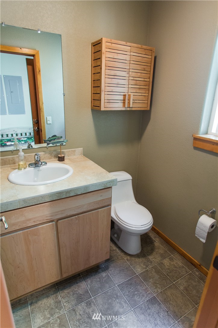 1036 Lake Samish Road Bellingham, WA 98229 - Photo 24 of 25 Gallery Image 24