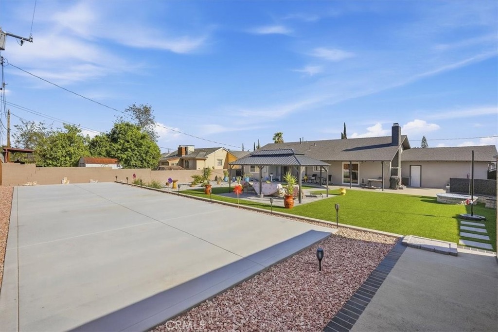 418 East Margarita Road Rialto, CA 92376 - Photo 39 of 42 Gallery Image 39