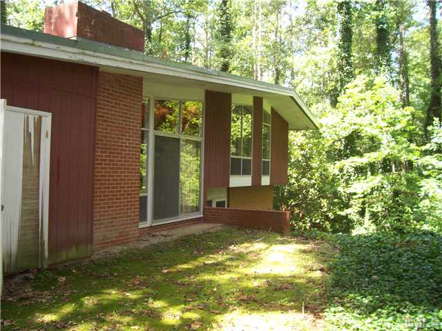 1216 Woodburn Road Durham, NC 27705 - Photo 2 of 13 Gallery Image 2