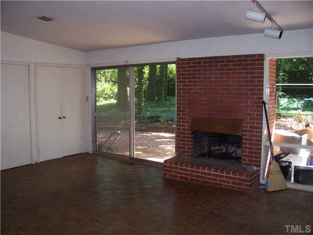 1216 Woodburn Road Durham, NC 27705 - Photo 5 of 13 Family Room