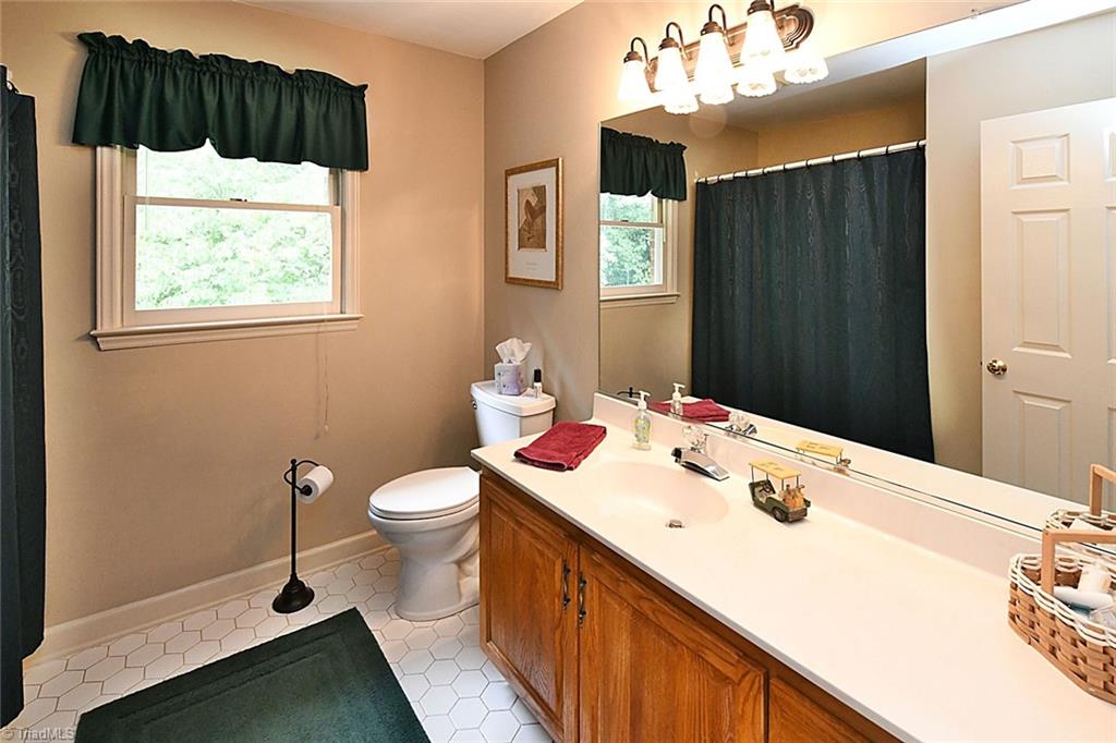 5650 Farmstead Road Pfafftown, NC 27040 - Photo 16 of 25 Gallery Image 16