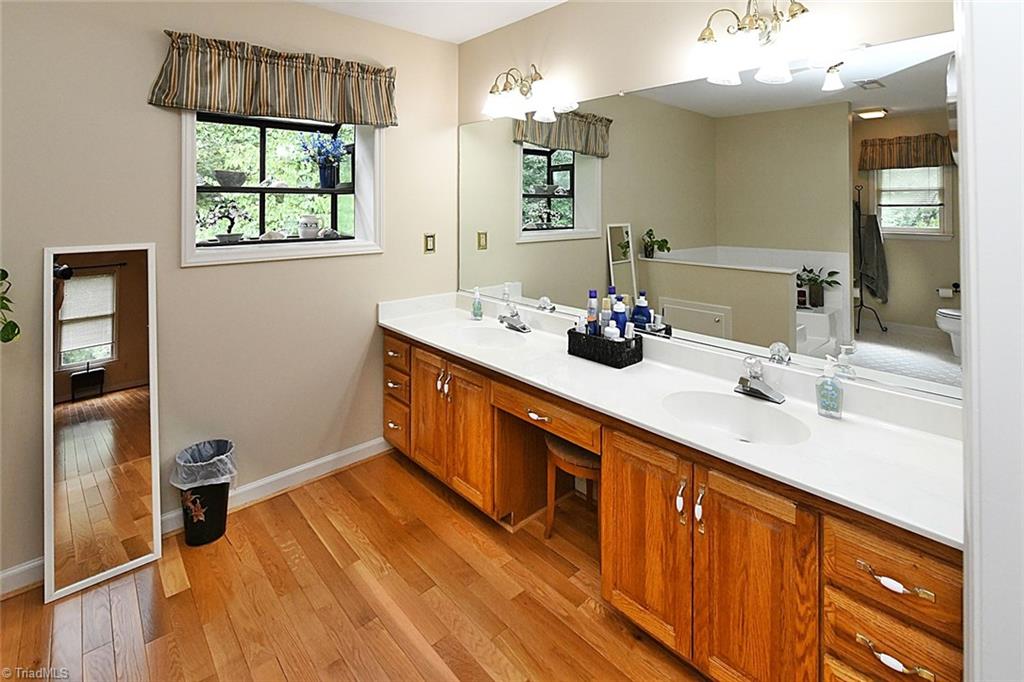 5650 Farmstead Road Pfafftown, NC 27040 - Photo 20 of 25 Gallery Image 20