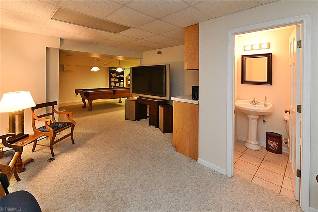 5650 Farmstead Road Pfafftown, NC 27040 - Photo 23 of 25 Gallery Image 23