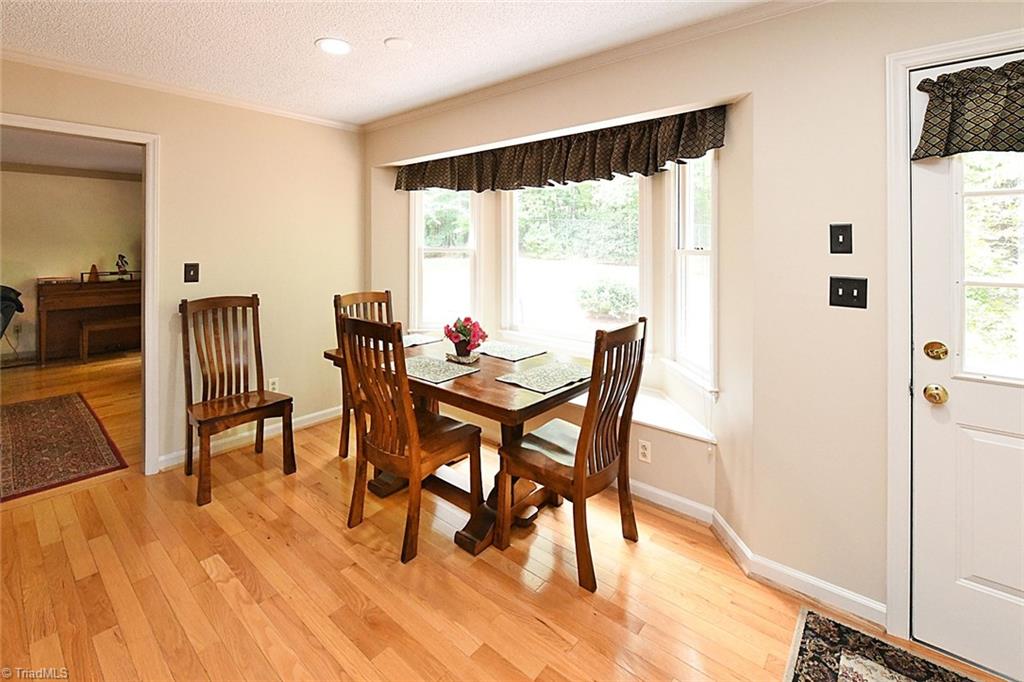 5650 Farmstead Road Pfafftown, NC 27040 - Photo 7 of 25 Gallery Image 7