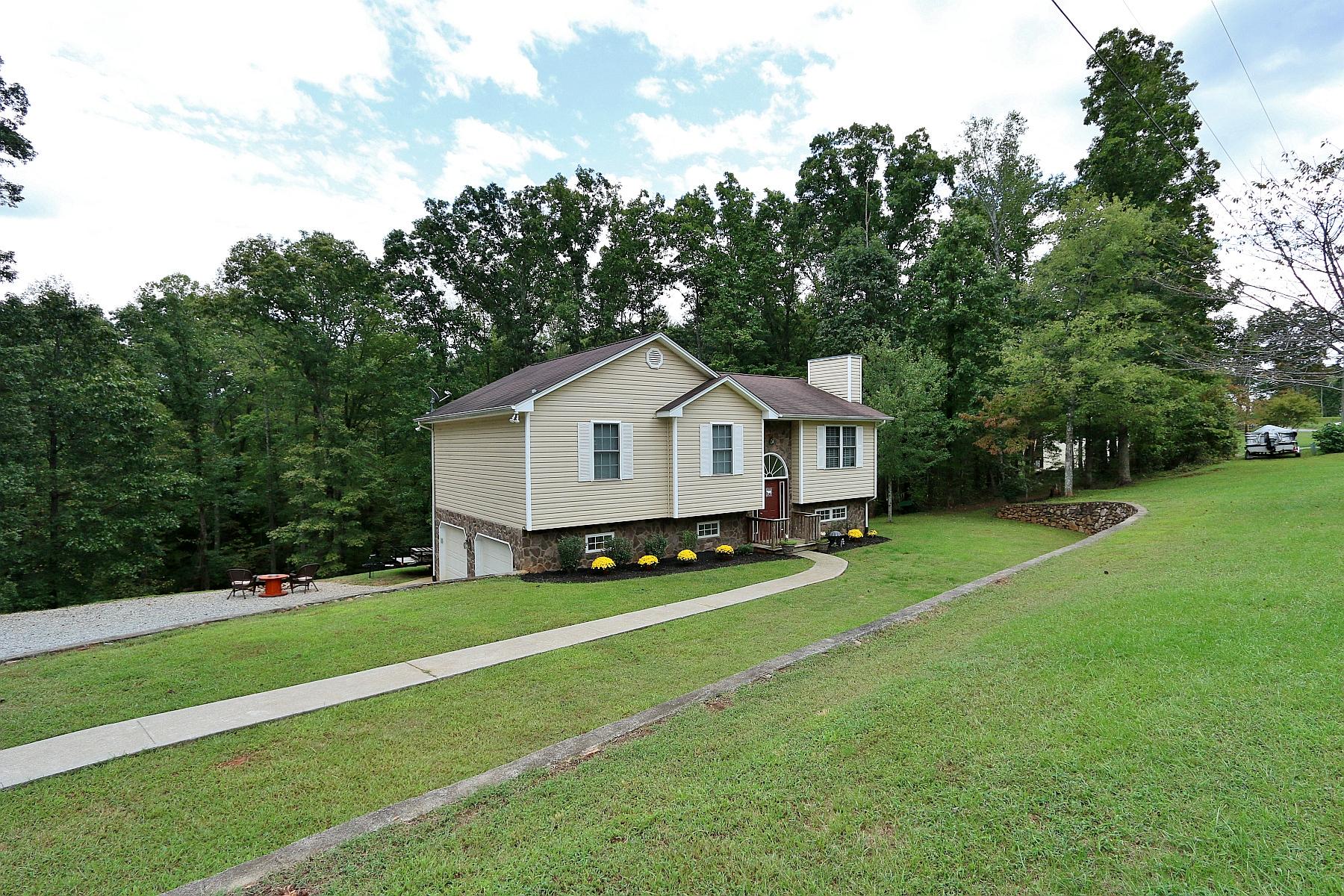 160 Mt Airy Road Hardy, VA 24101 - Photo 3 of 46 Front of house