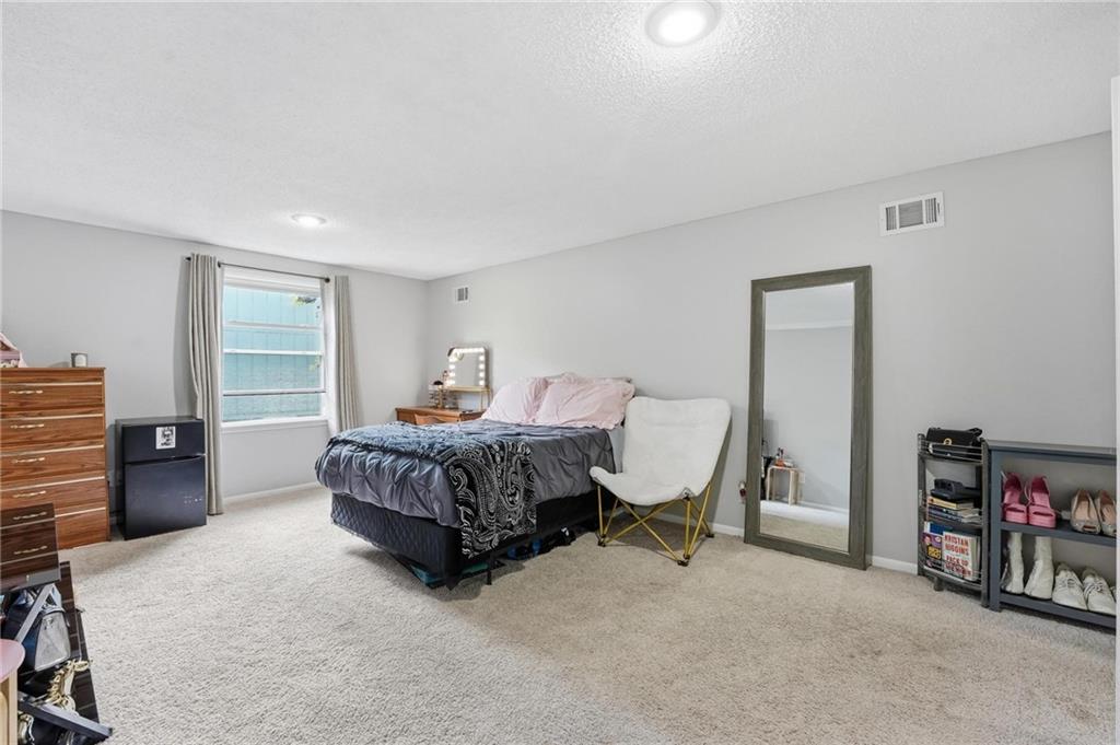 7514 Caenen Lake Road Lenexa, KS 66216 - Photo 21 of 39