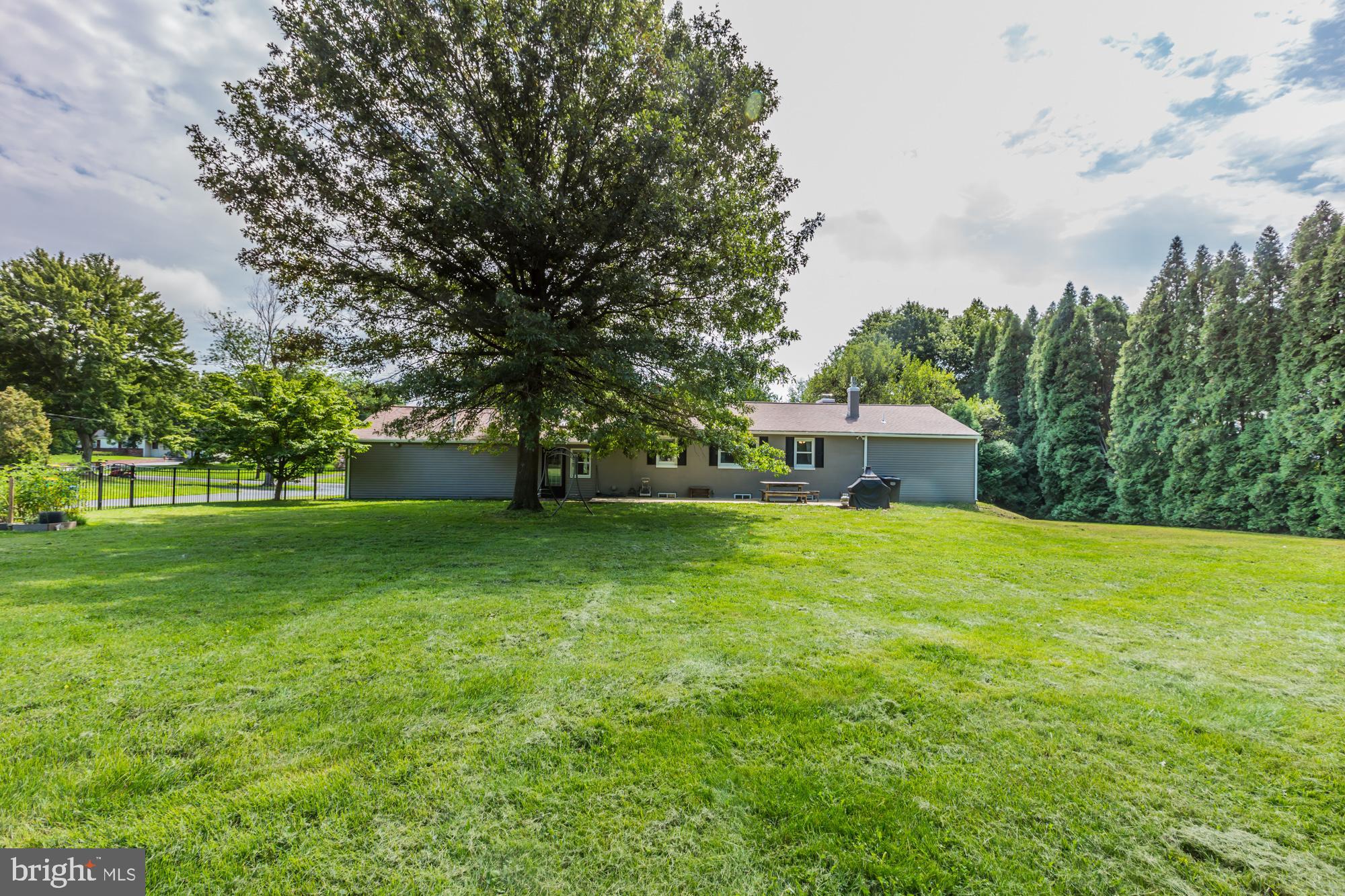 2075 Store Road Harleysville, PA 19438 - Photo 52 of 60 Large Back Yard
