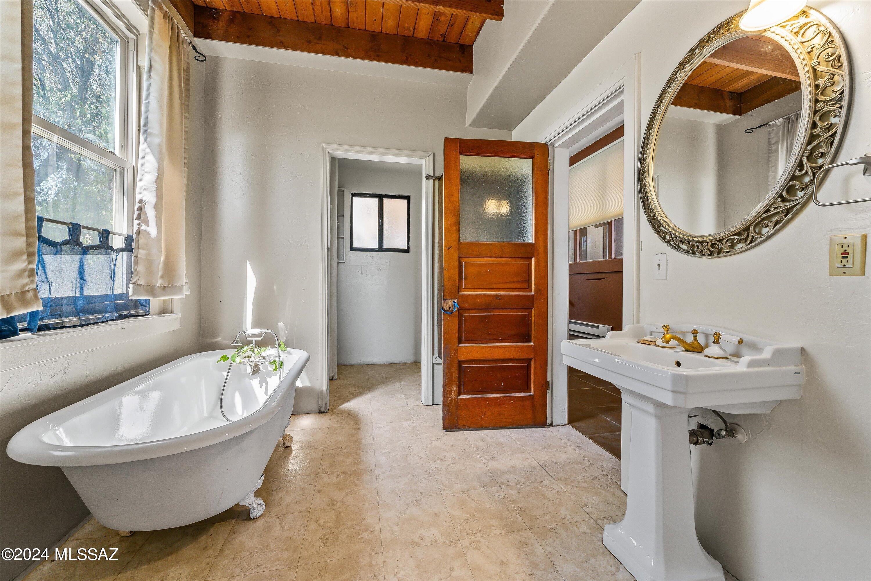 5800 East Edwin Road Tucson, AZ 85739 - Photo 12 of 33 Gallery Image 12