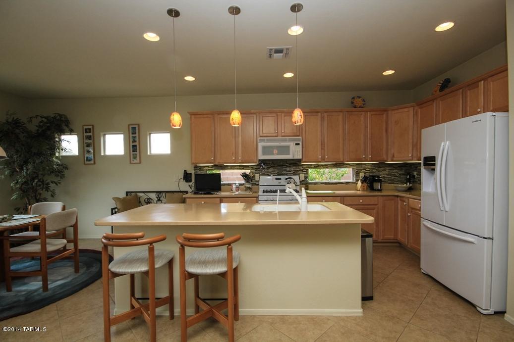 11700 North Sage Brook Road Tucson, AZ 85737 - Photo 3 of 21