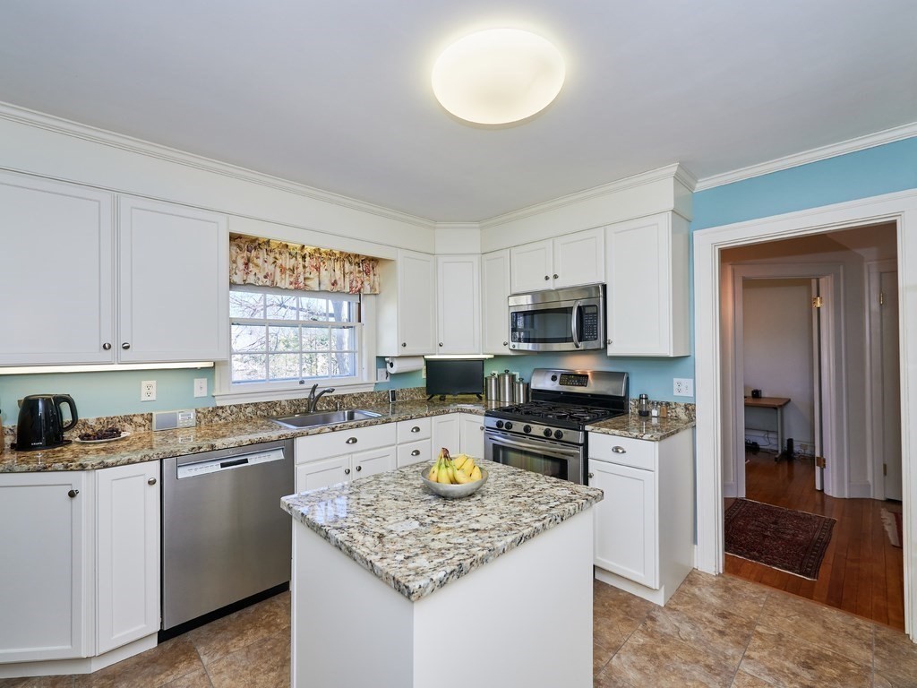 149 Lewis Road Belmont, MA 02478 - Photo 10 of 36 Gallery Image 10