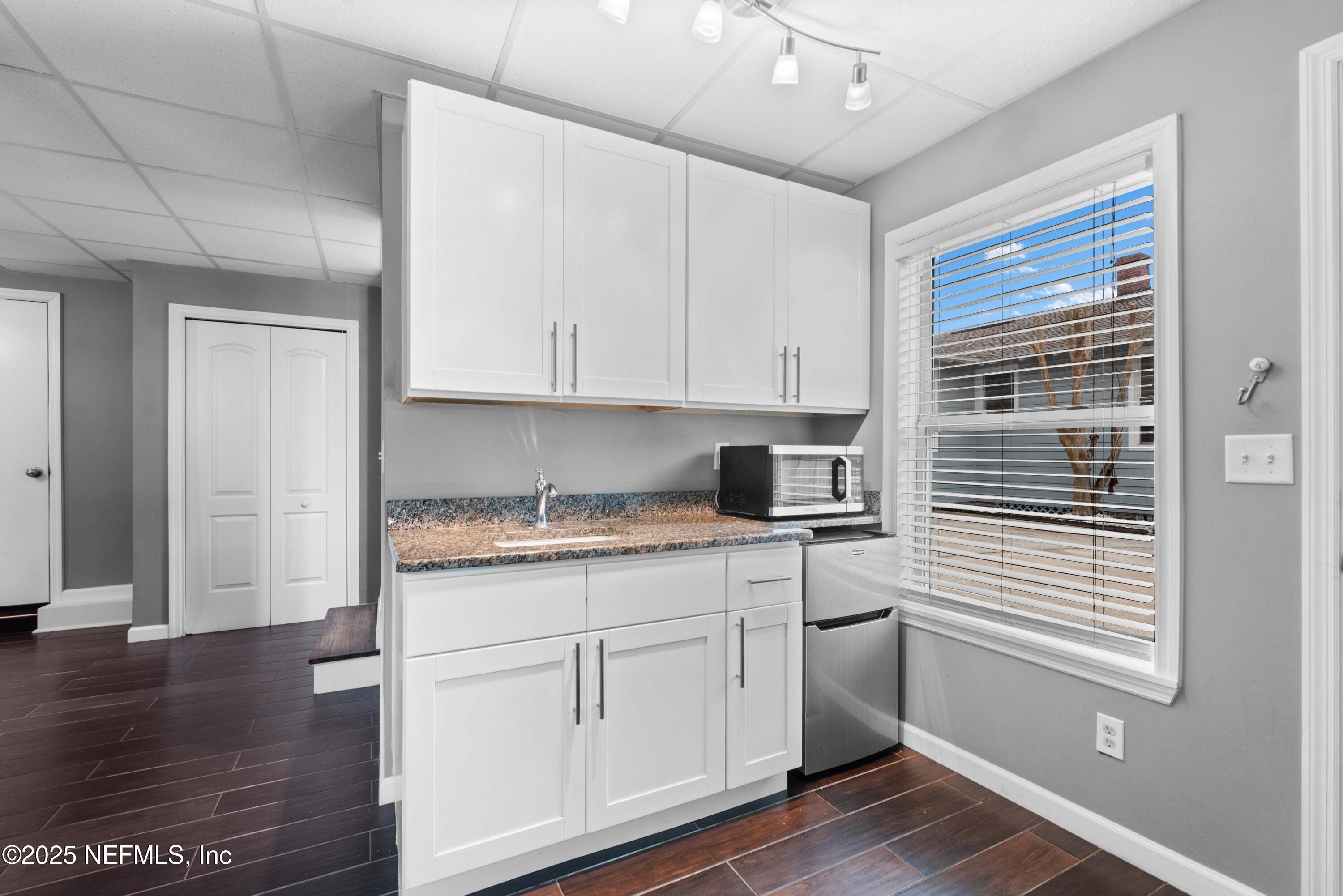 1704 Kingswood Road Jacksonville, FL 32207 - Photo 25 of 36 1704 Kingswood Rd-31