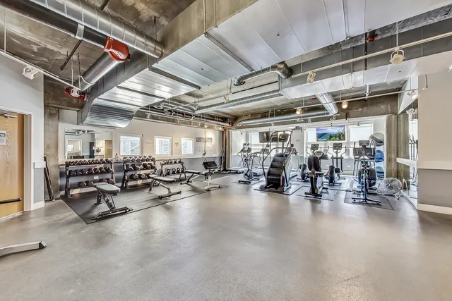 $350,000 | 1000 West Adams Street, Unit 815, Chicago, IL 60607