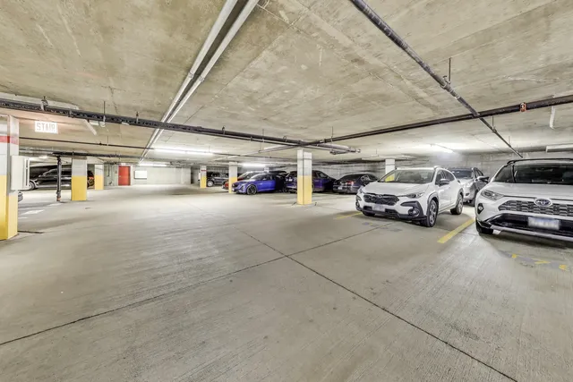 $350,000 | 1000 West Adams Street, Unit 815, Chicago, IL 60607