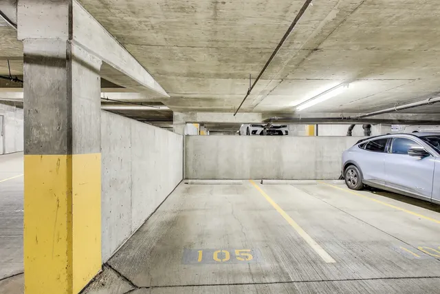 $350,000 | 1000 West Adams Street, Unit 815, Chicago, IL 60607