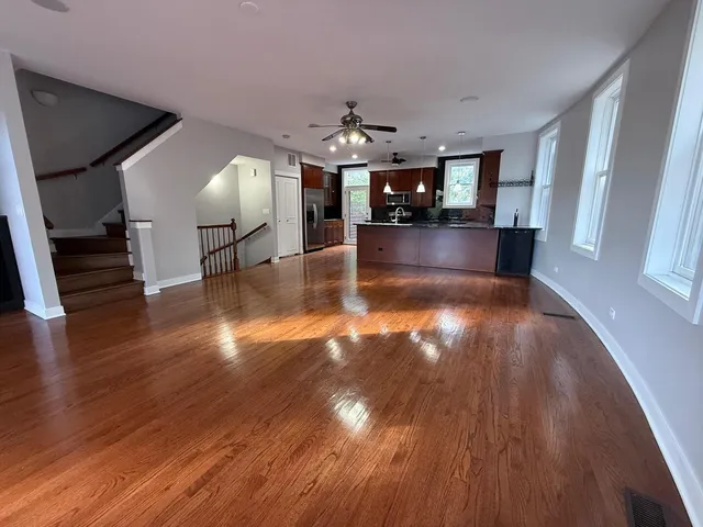 $910,000 | 2864 North Riverwalk Drive, Chicago, IL 60618